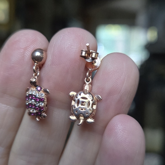 Ruby & white topaz Sterling & gold turtle earnings - Picture 11 of 13